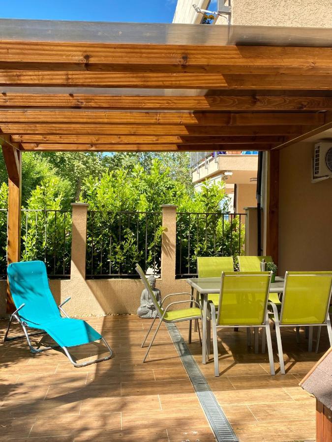 Zen Apartman Sunshine Zamardi Exterior photo